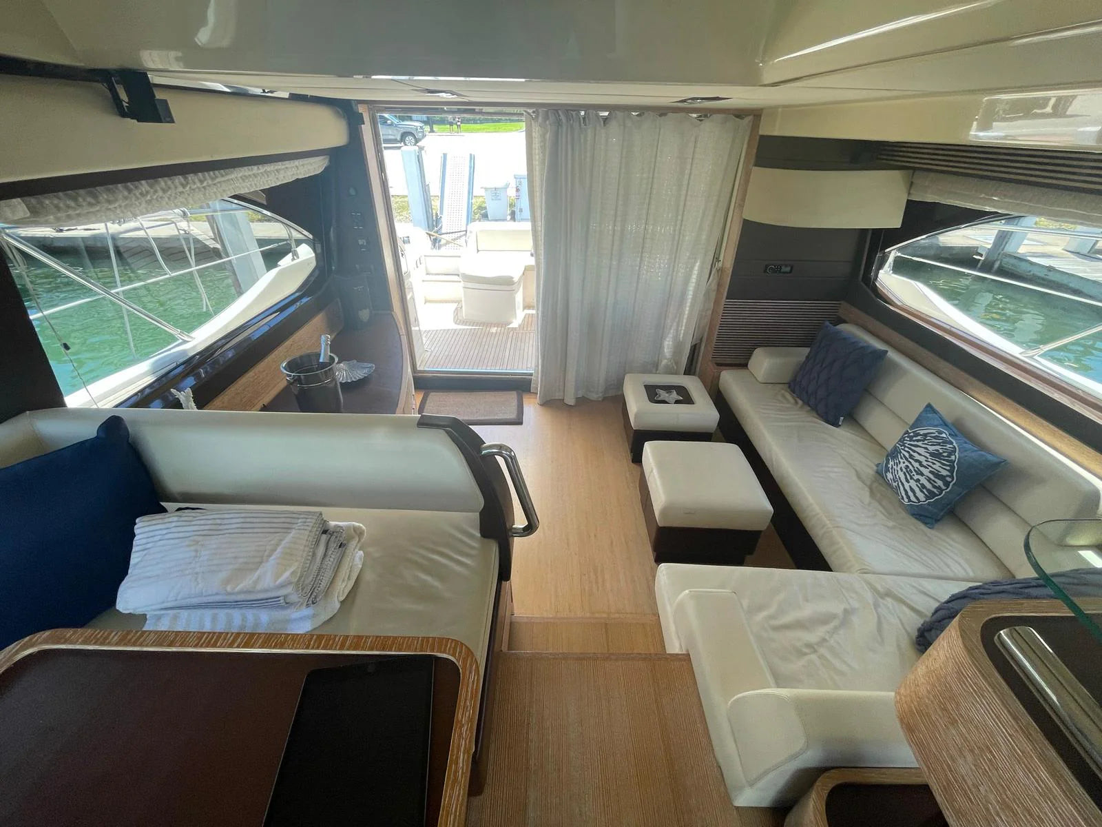 Azimut Flybridge 55  ft.