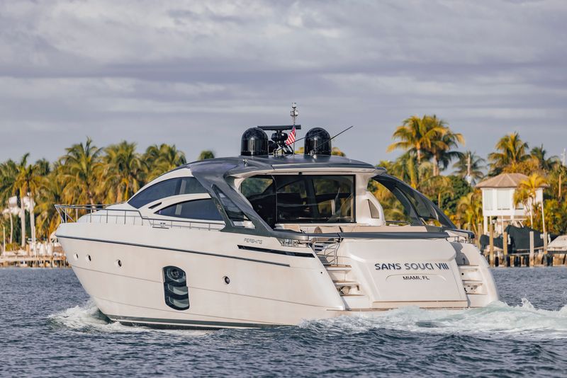 Pershing 70 pieds