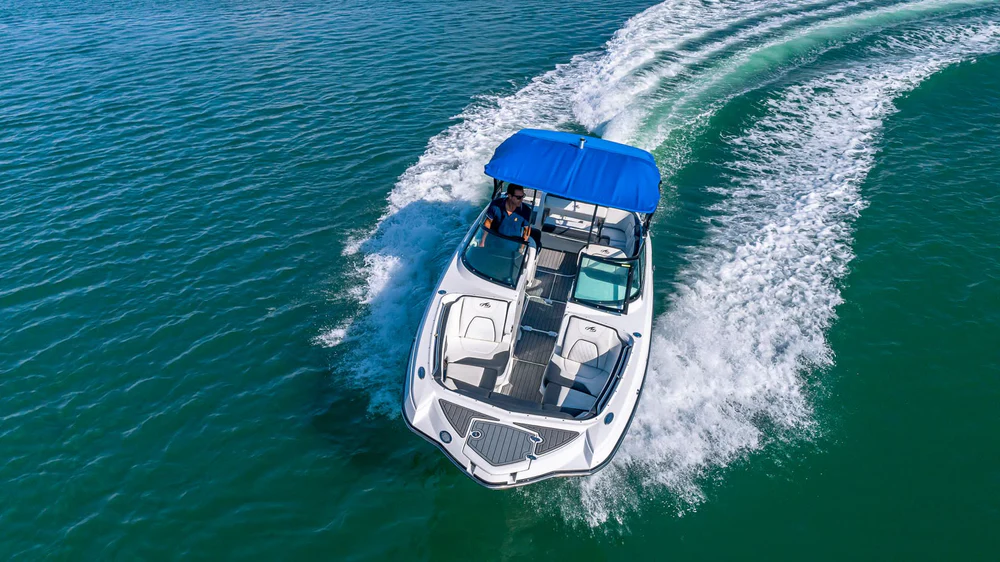 Monterey Sport 27 pieds