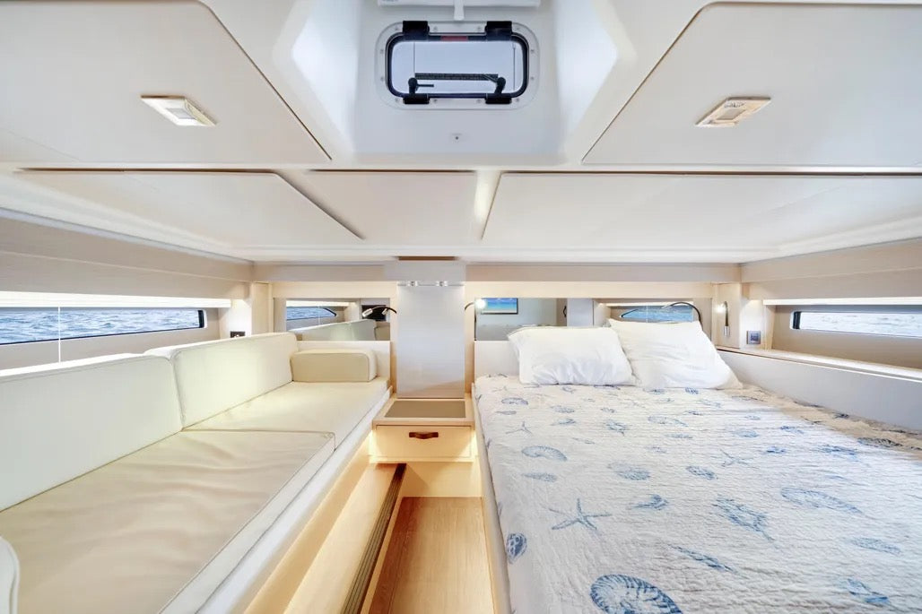 Jeanneau 43 
