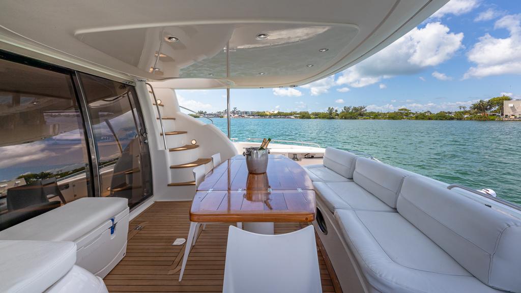 Sunseeker Manhattan 74 pies