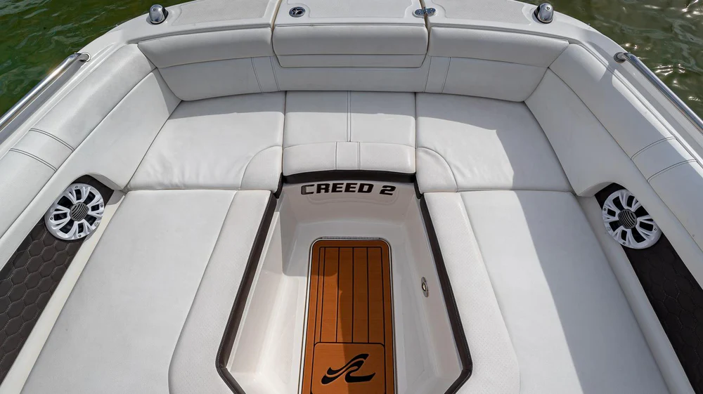 Sea Ray 29 ft.